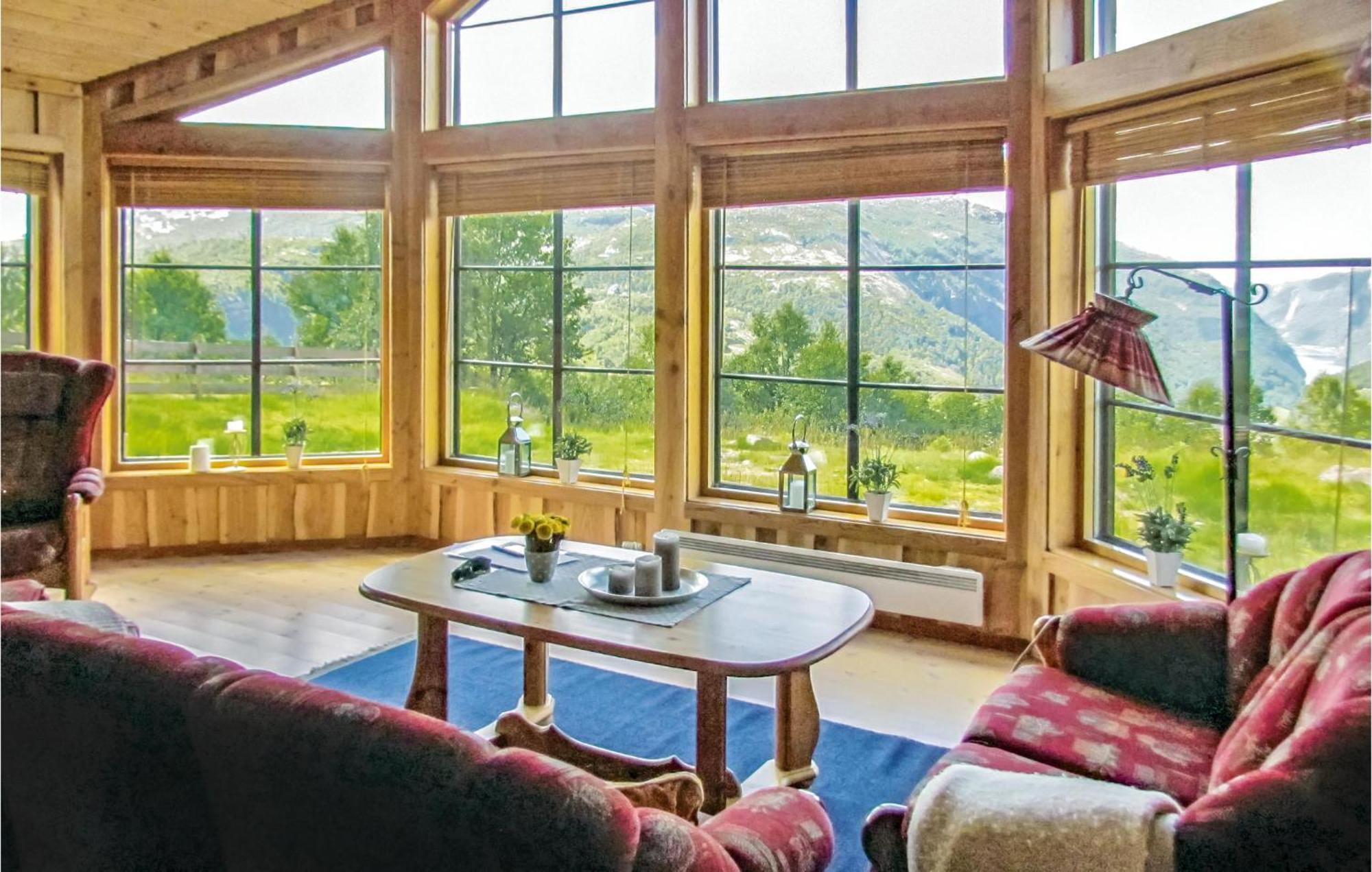 3 Bedroom Beautiful Home In Vikesa Hovland  ภายนอก รูปภาพ